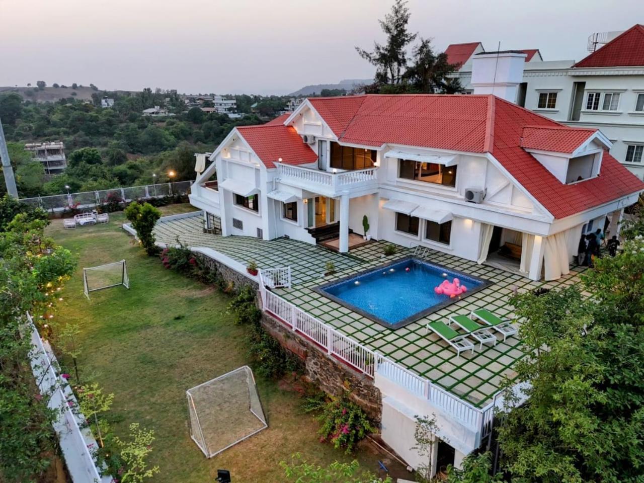 Ekostay Luxe - Casa Noah - Paddle Court & Sunset Point Лонавала Екстериор снимка